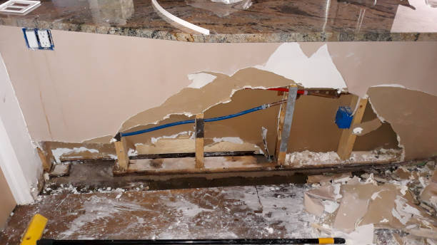 Best Sewage cleanup and water damage restoration  in Sandy Hook, CT